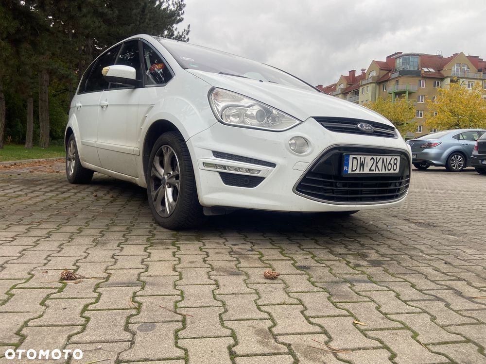 Ford S-Max - 12