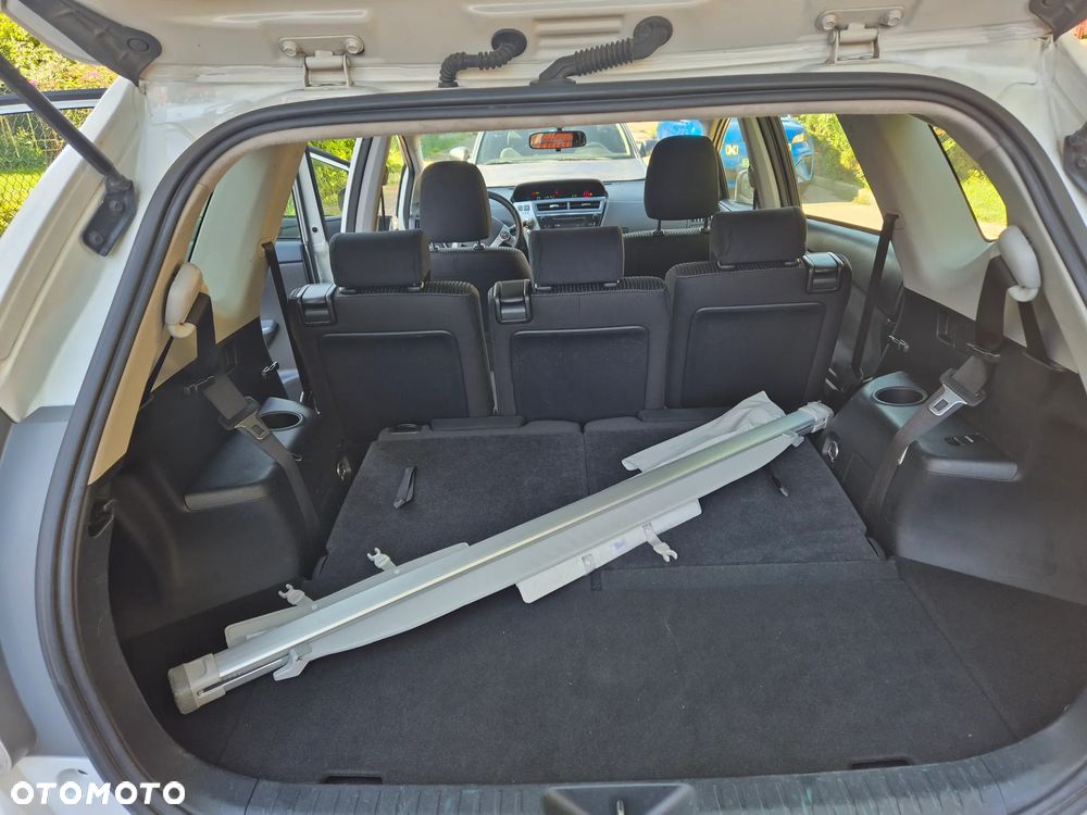 Toyota Prius+ - 18