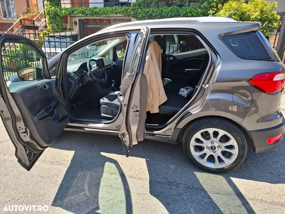 Ford EcoSport 1.0 EcoBoost Titanium - 11
