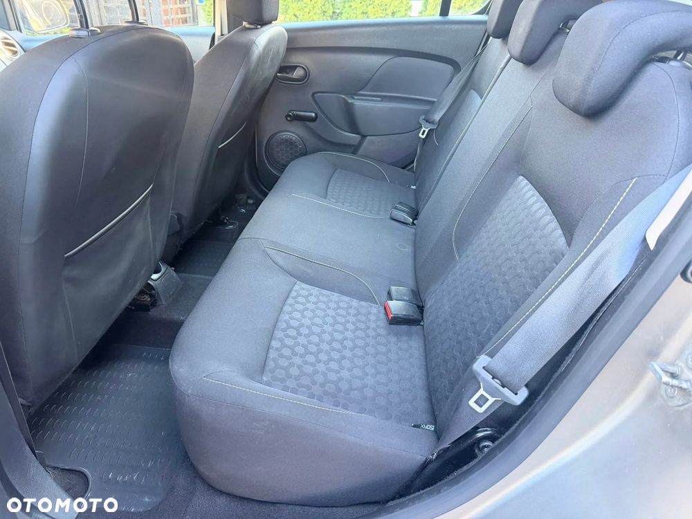 Dacia Sandero 1.2 16V Laureate - 22