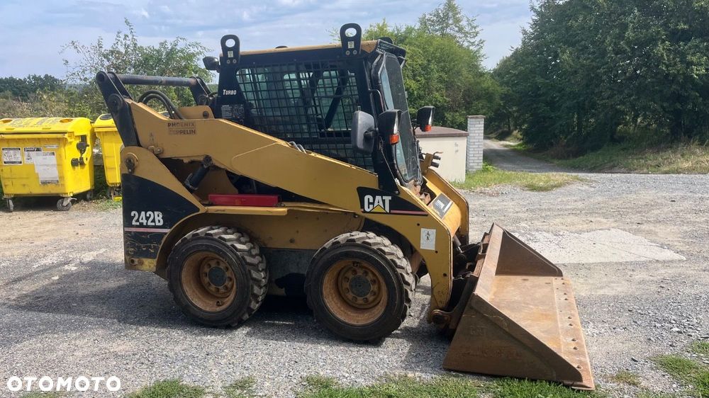 Caterpillar 242 B 4X4 - 4