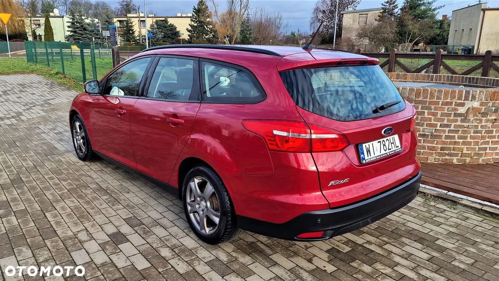 Ford Focus 1.6 SYNC Edition - 6