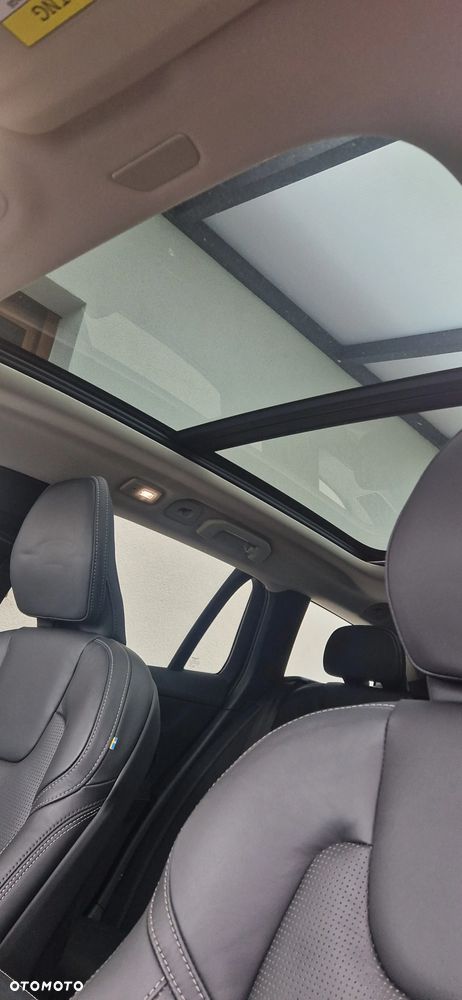 Volvo V60 Cross Country - 12