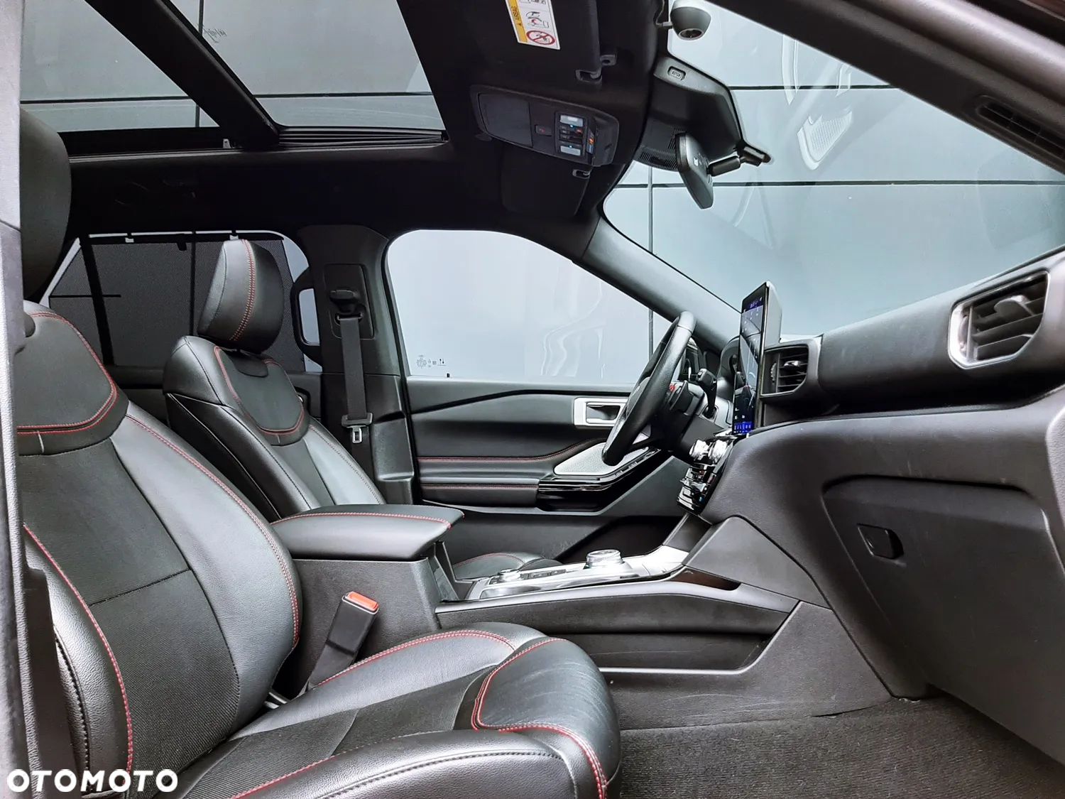 Ford Explorer 3.0 EcoBoost PHEV 4WD ST-Line - 28