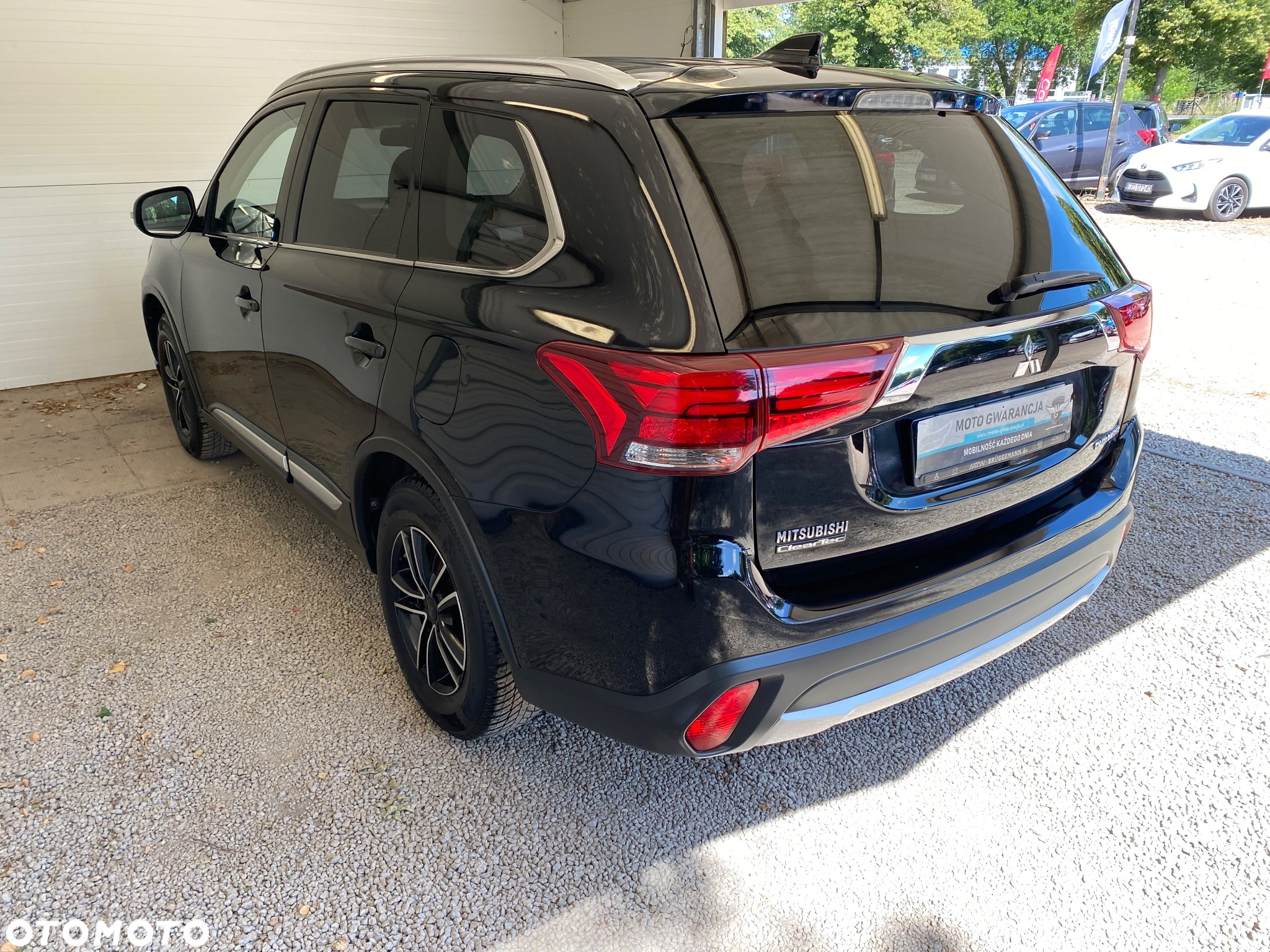 Mitsubishi Outlander 2.0 2WD Edition 100 - 15