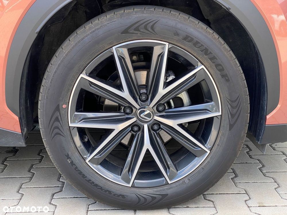 Lexus LBX 1.5 Hybrid Cool - 35