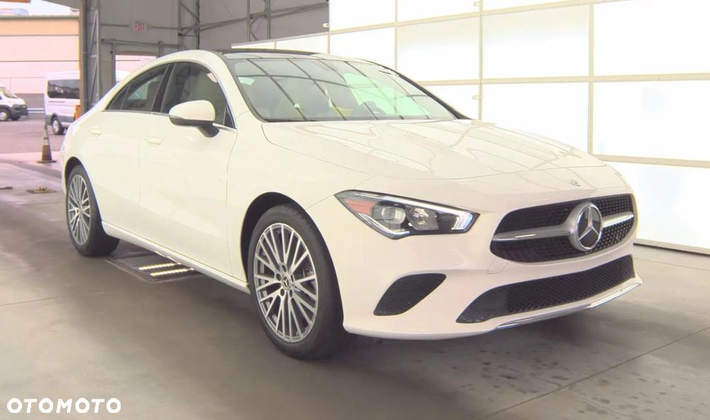 Mercedes-Benz CLA 250 4Matic 7G-DCT Edition 2020 - 3