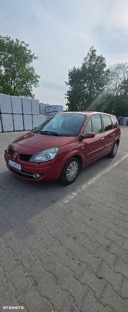 Renault Scenic 2.0 16V Confort Privilege - 1