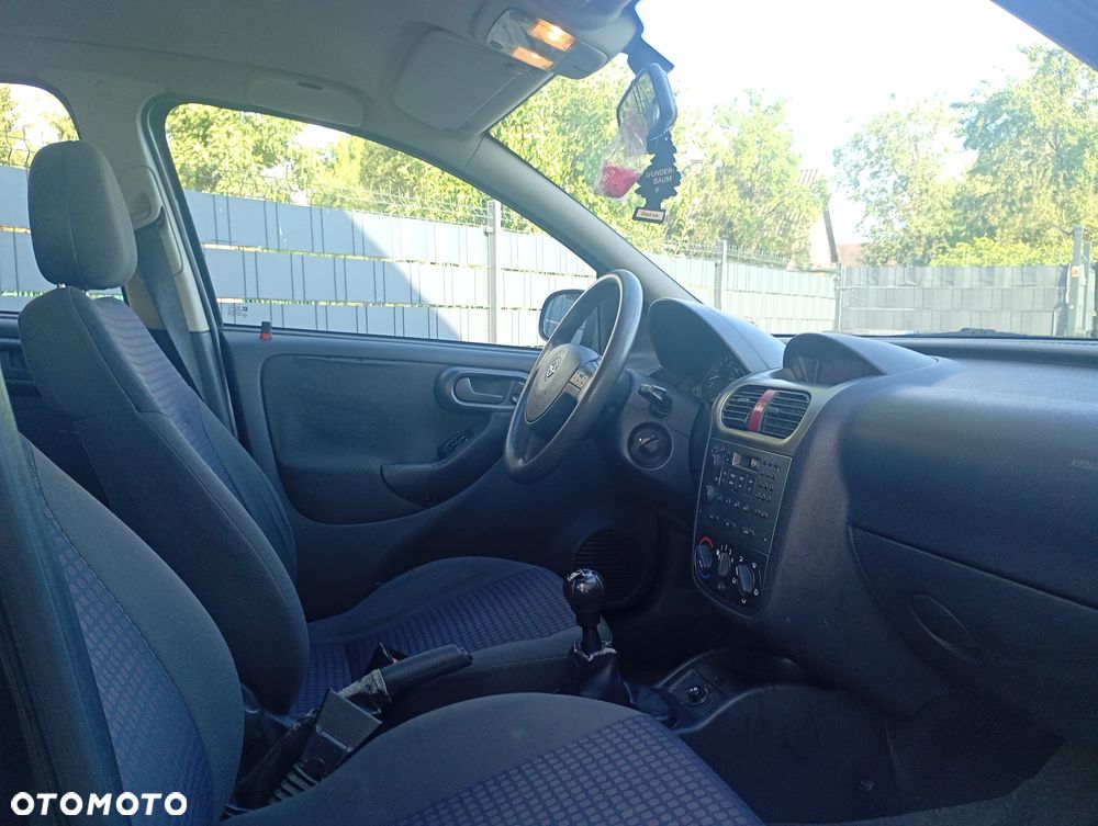 Opel Corsa - 6