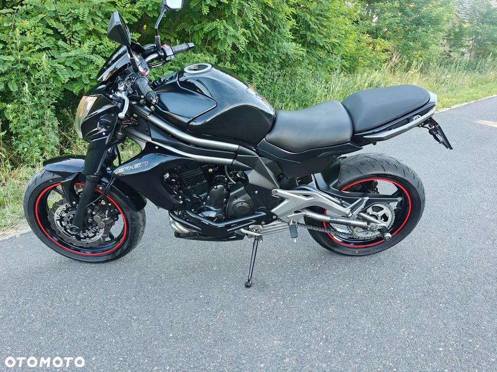 Kawasaki ER - 12