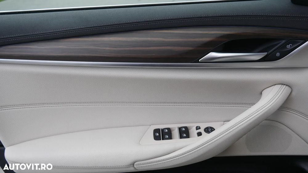 BMW Seria 5 530e xDrive AT PHEV - 12