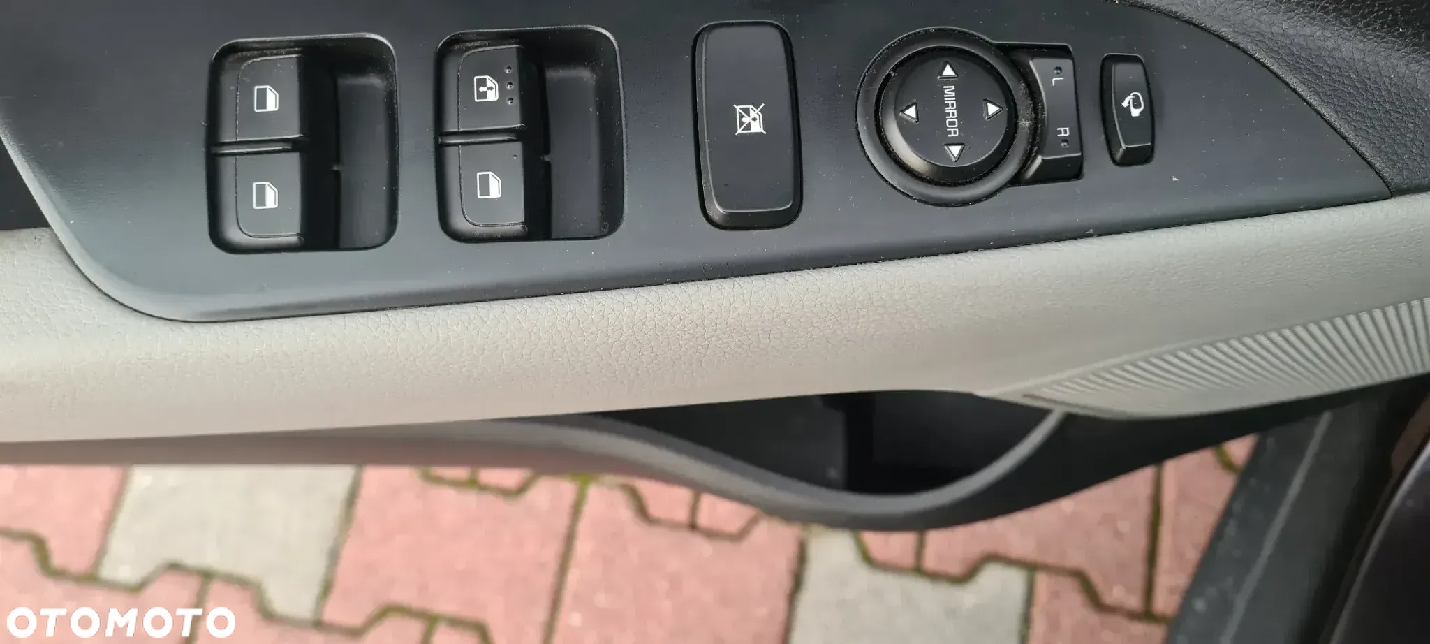 Kia Stonic 1.4 L - 23