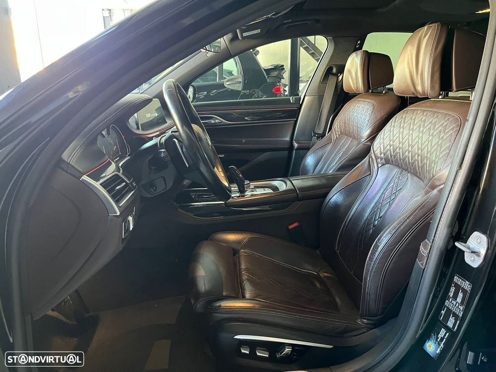 BMW 730 d Pack M - 10