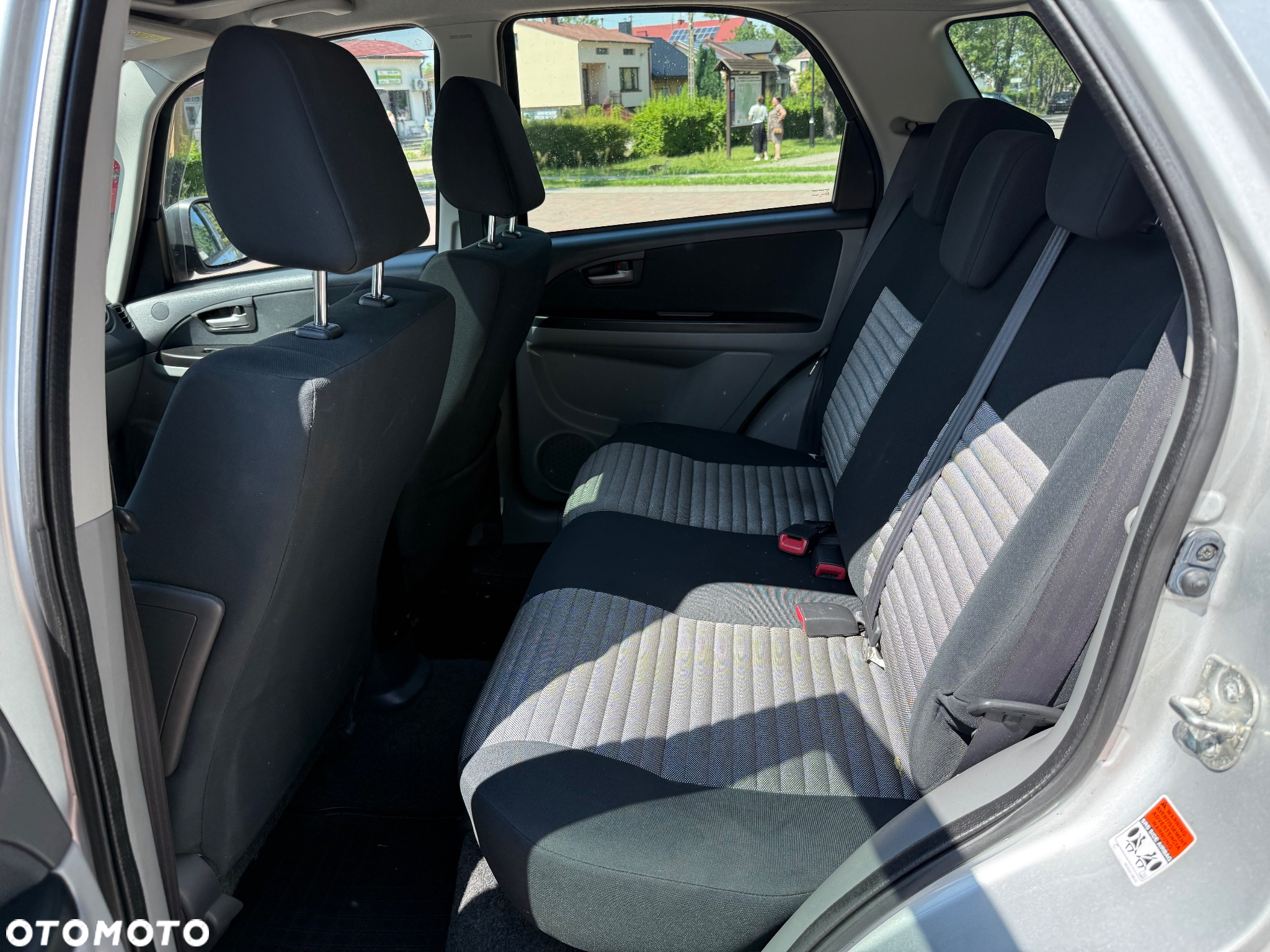 Suzuki SX4 1.9 DDiS DPF 4x2 Comfort - 9