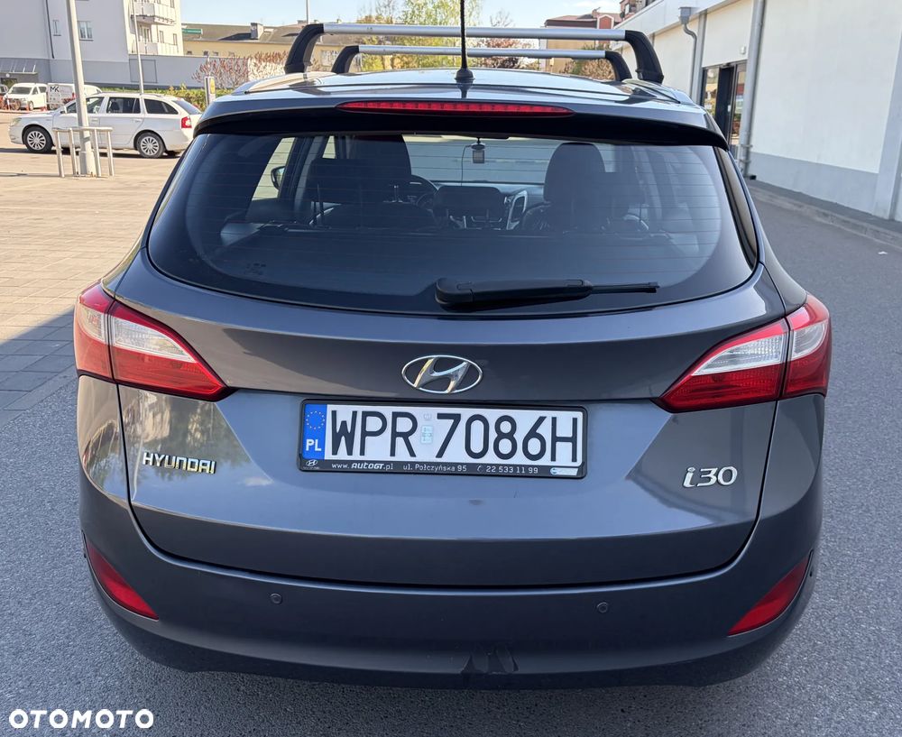 Hyundai i30 1.4 CRDi Classic + - 4