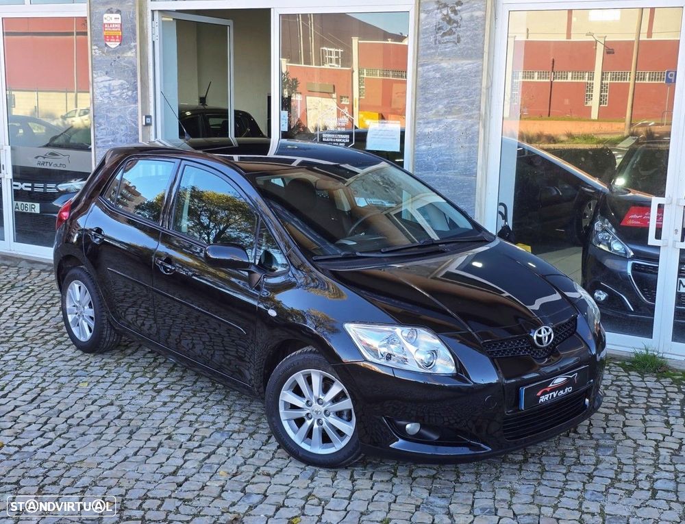 Toyota Auris 1.4 D-4D MMT Sol - 3