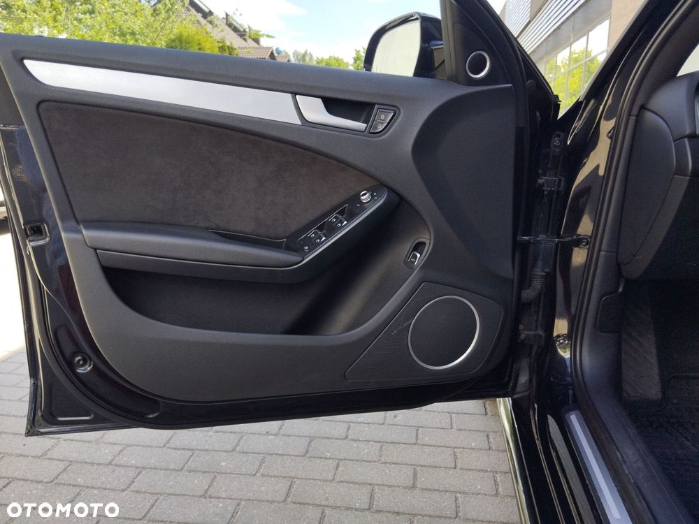 Audi A4 Avant 2.0 TDI Quattro S tronic - 10