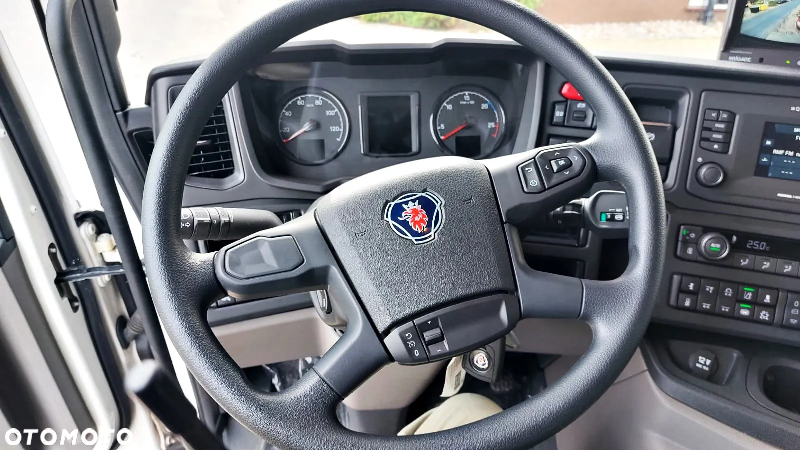 Scania P320 6x2 - 27
