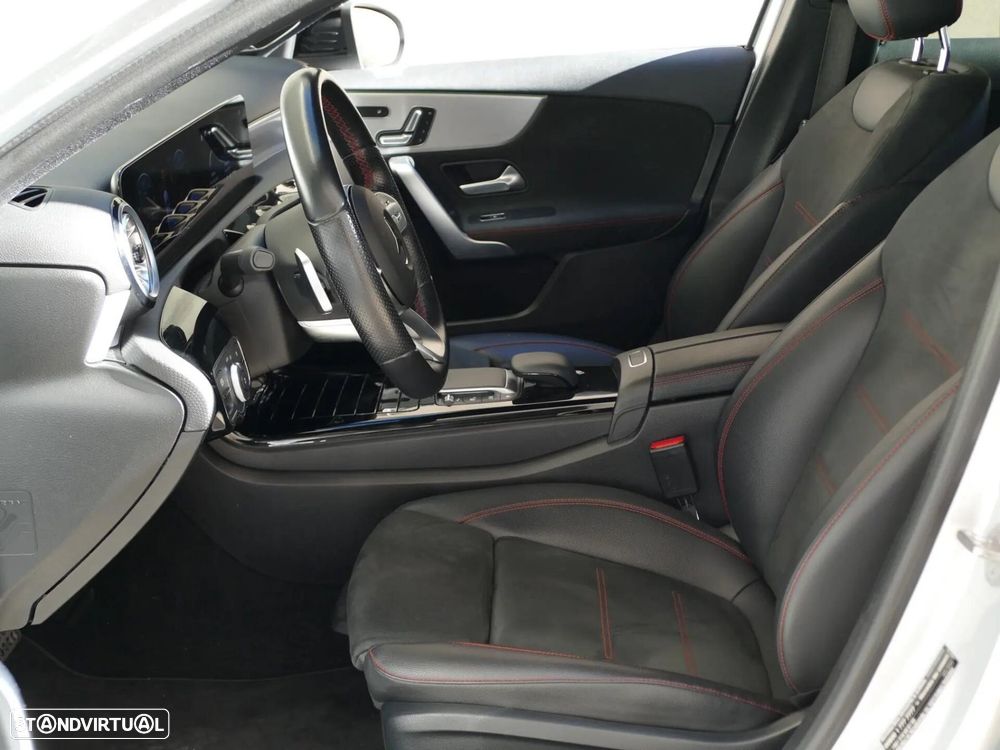 Mercedes-Benz A 200 Limousine AMG Line Aut. - 28