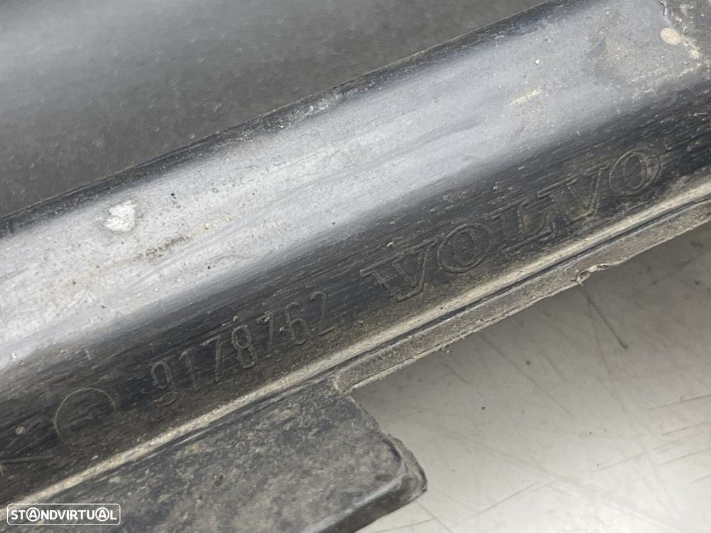 Conjunto de embaladeiras Usado VOLVO S60 I (384) 2.4 D REF. 9178762 / 9178761 - 4