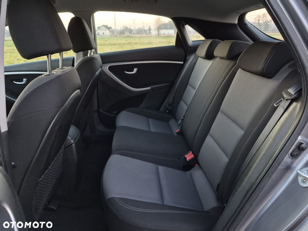 Hyundai i30 1.4 Premium - 25