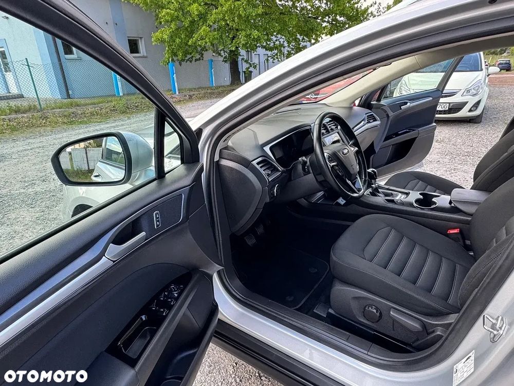 Ford Mondeo - 19