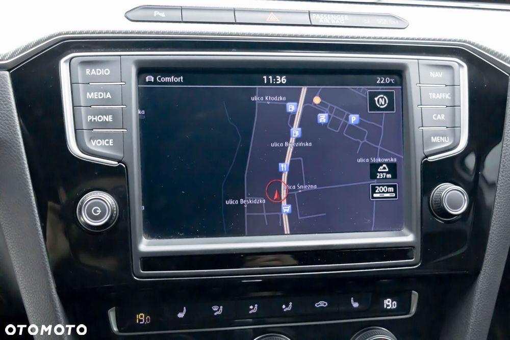 Volkswagen Passat 2.0 TDI SCR (BlueMotion Tech) 4Motion D Highline - 31