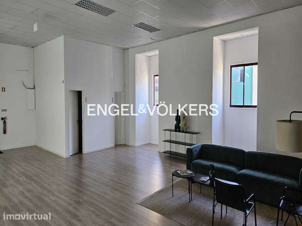 Excelente escritório com 600m2 em Moinhos da Funcheira - Grande imagem: 2/18