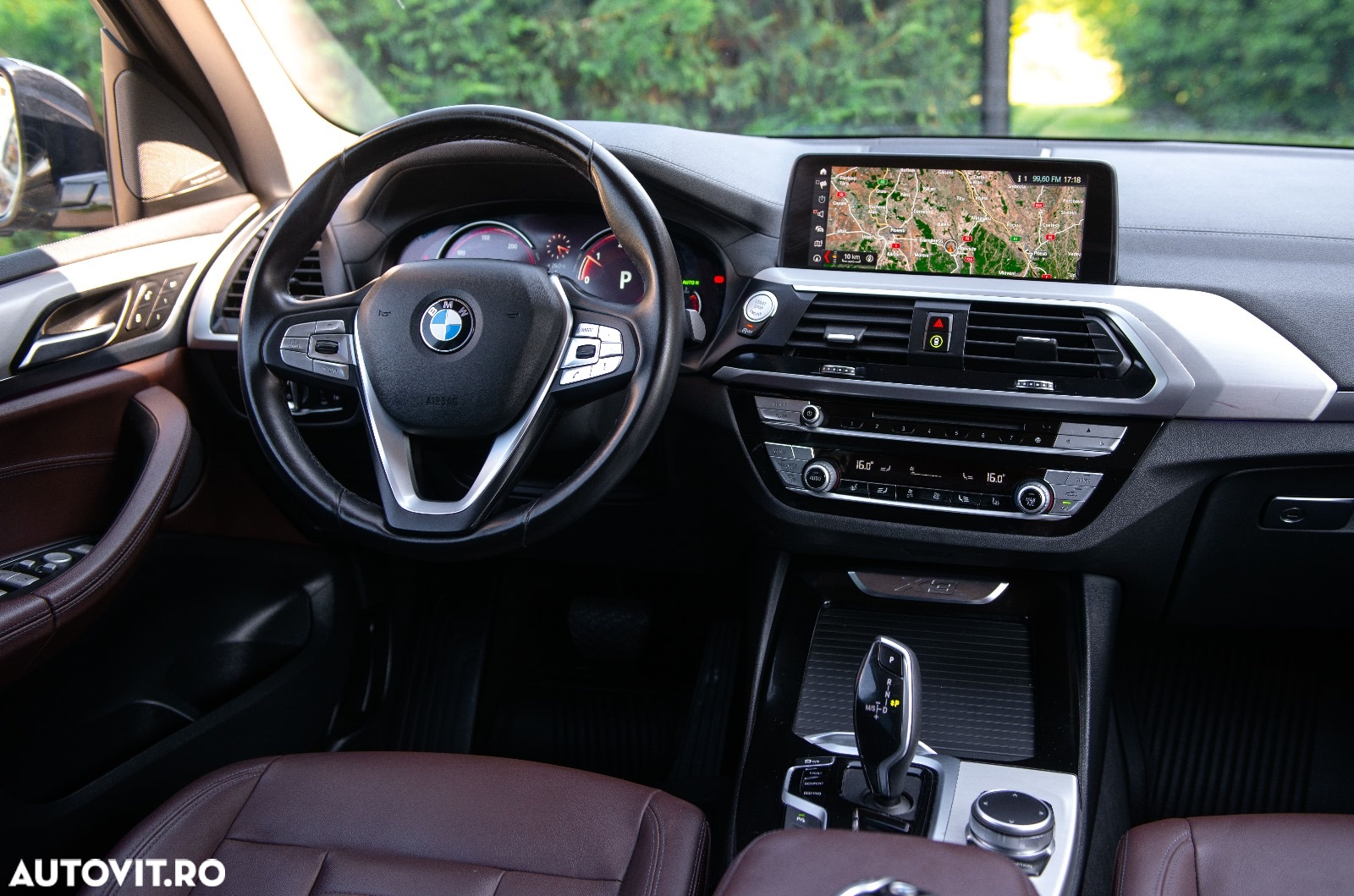 BMW X3 xDrive20d AT Luxury Line - 29