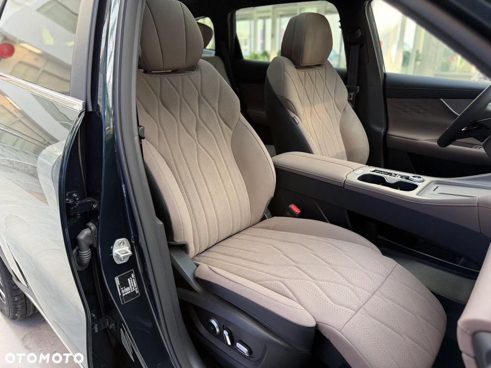 Chery Tiggo 8 1.5 T-GDI Super Hybrid Prestige DCT - 12