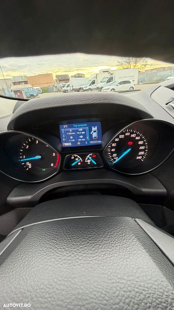 Ford Kuga 2.0 TDCi 4x4 Aut. SYNC - 18