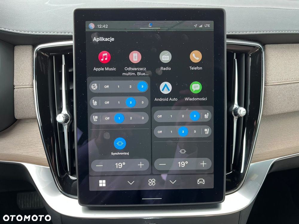 Volvo XC 90 - 26