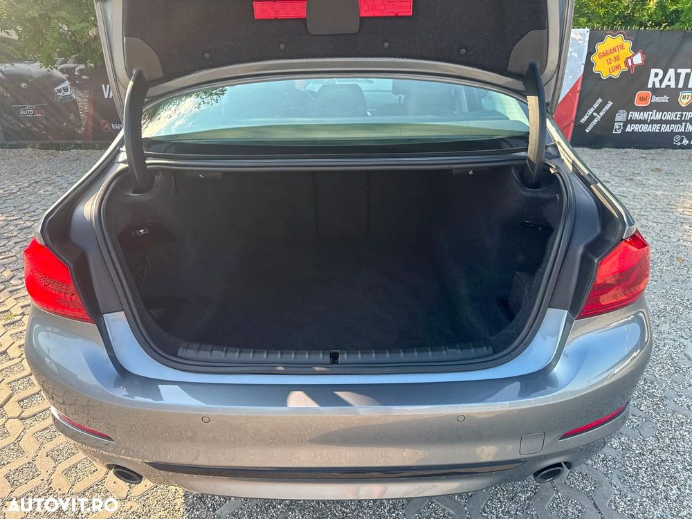 BMW Seria 5 530i Aut. Sport Line - 20