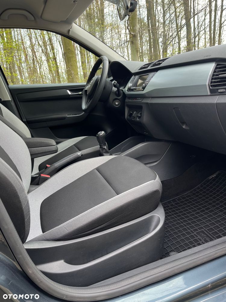 Skoda Fabia - 18