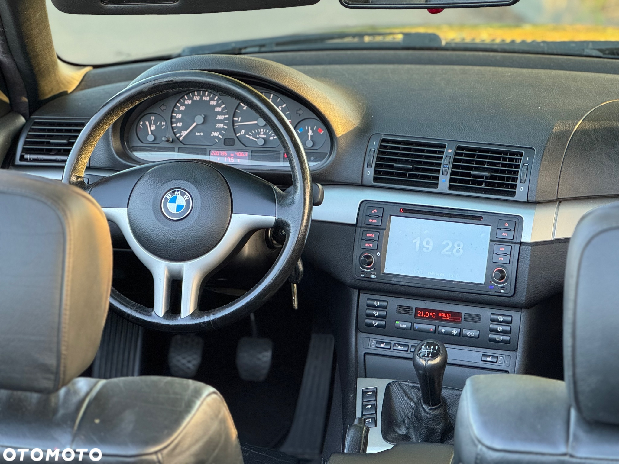 BMW Seria 3 318i Cabrio - 6