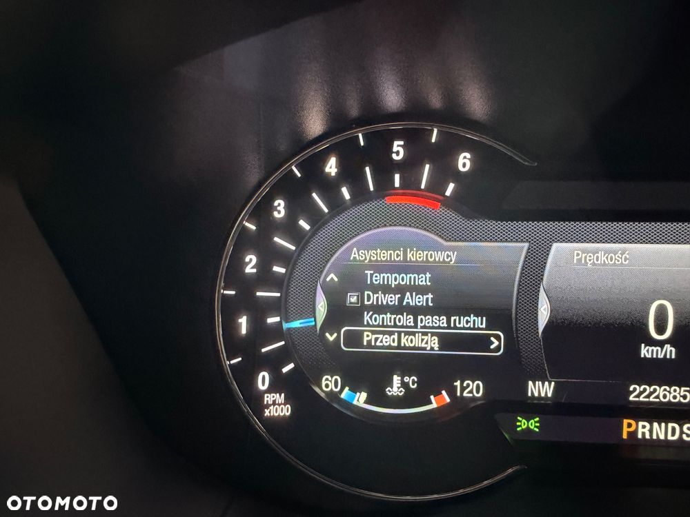 Ford Mondeo 2.0 EcoBlue Titanium - 39