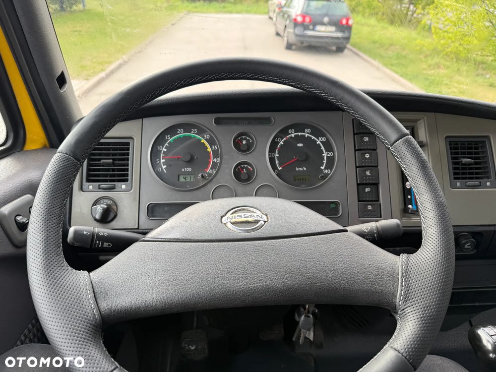 Nissan Atleon - 14