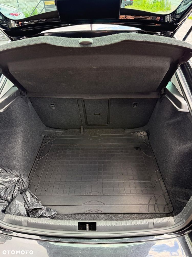 Skoda RAPID 1.2 TSI Monte Carlo - 12