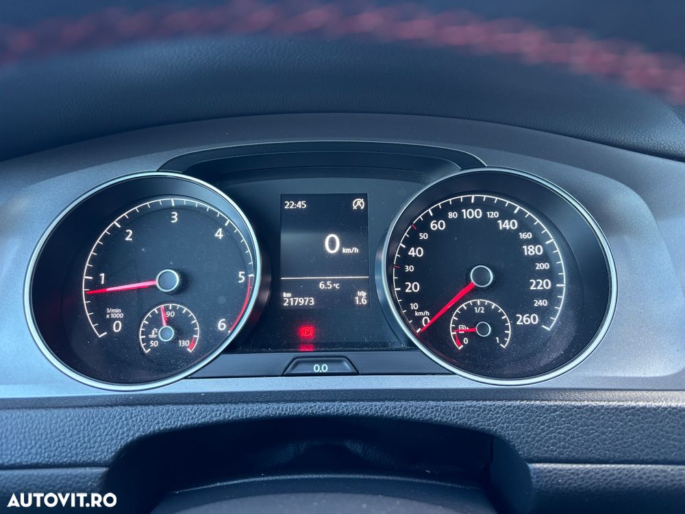 Volkswagen Golf 1.6 TDI DPF Trendline - 10