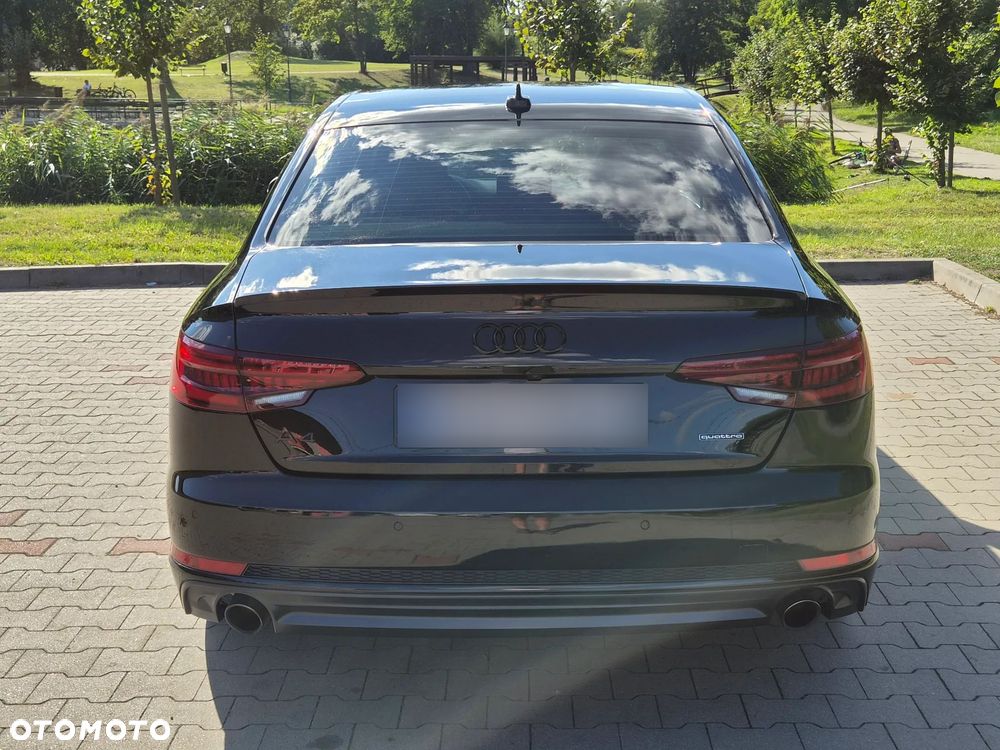 Audi A4 Limousine - 7