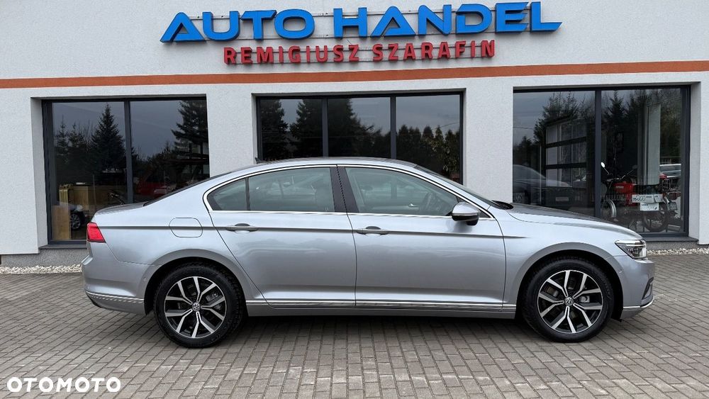 Volkswagen Passat - 5