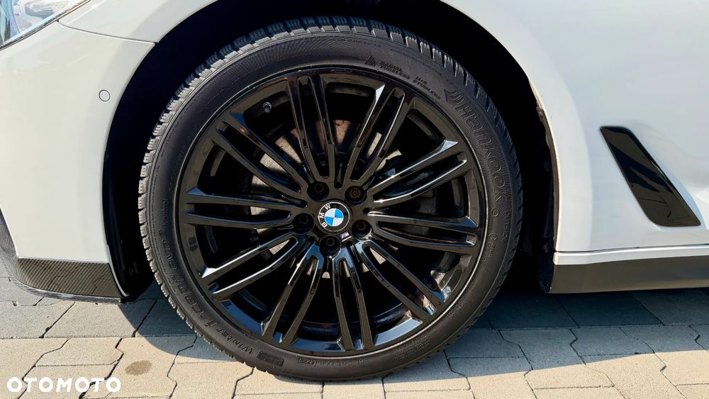 BMW Seria 5 520d xDrive M Sport sport - 14