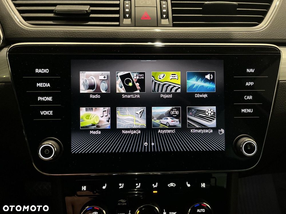 Skoda Superb 1.5 TSI Ambition DSG - 17