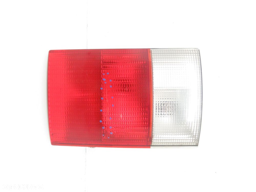 LAMPA LEWA TYLNA KLAPA AUDI 80 B4 8A0945093J - 1