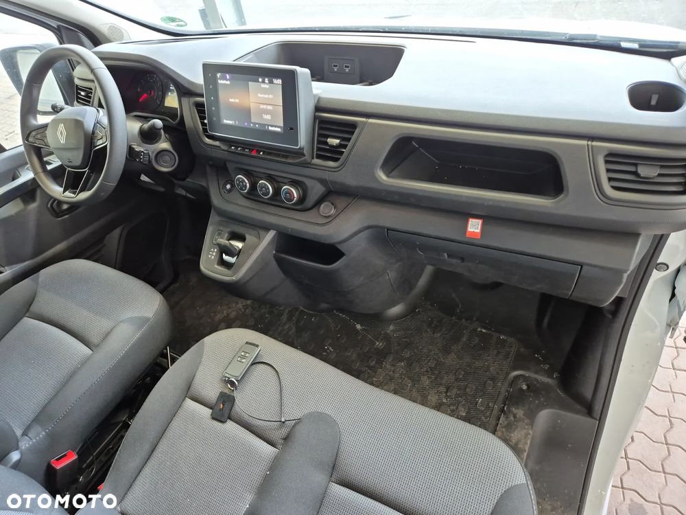 Renault Trafic - 14