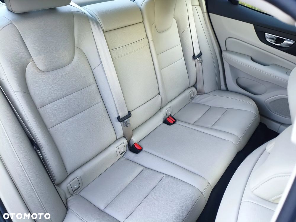 Volvo S60 T5 Geartronic Momentum - 18