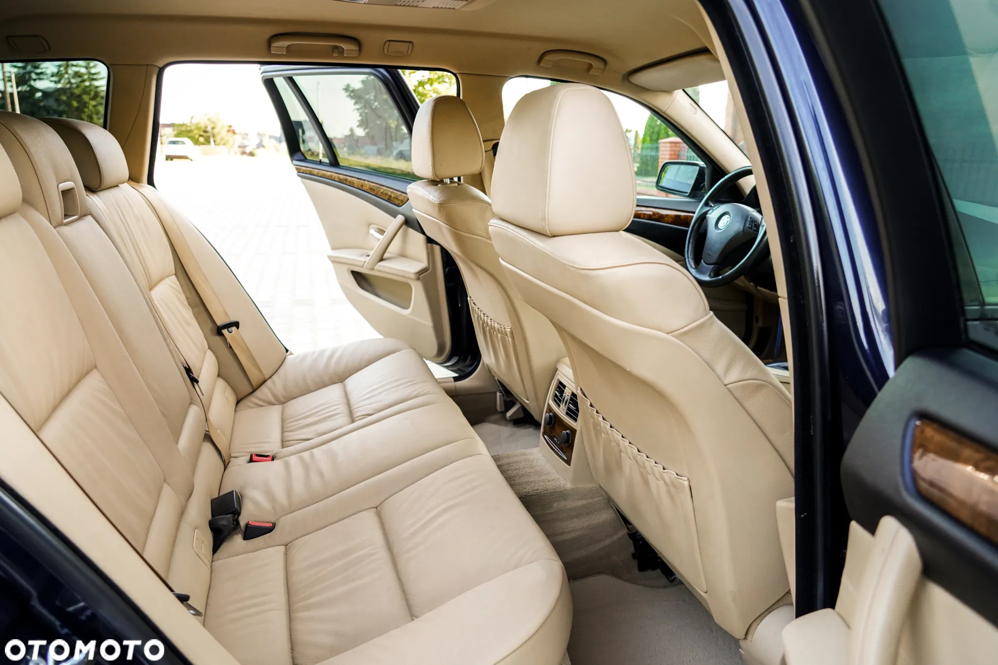 BMW Seria 5 - 25