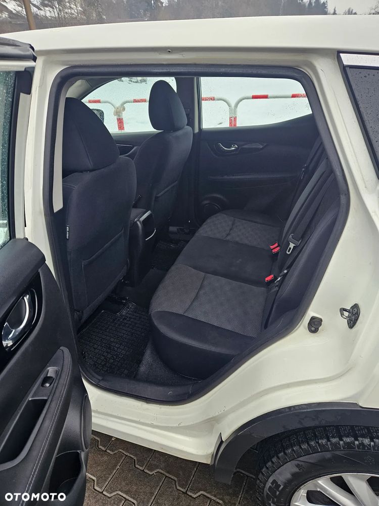 Nissan Qashqai 1.6 DCi 4x4 Visia EU6 - 9