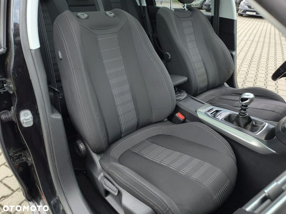Peugeot 308 - 16