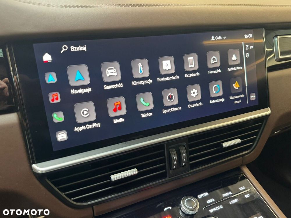 Porsche Cayenne - 24